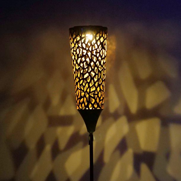 Kobberfarvet solcellelampe med orientalsk mønster – Daria EZ-SO-001