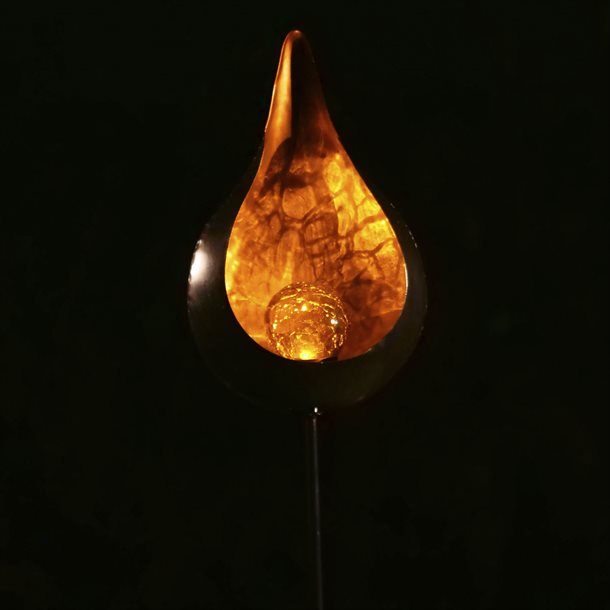 Dekorativ skulpturel solcellelampe - "Dråben" GL1003EZ