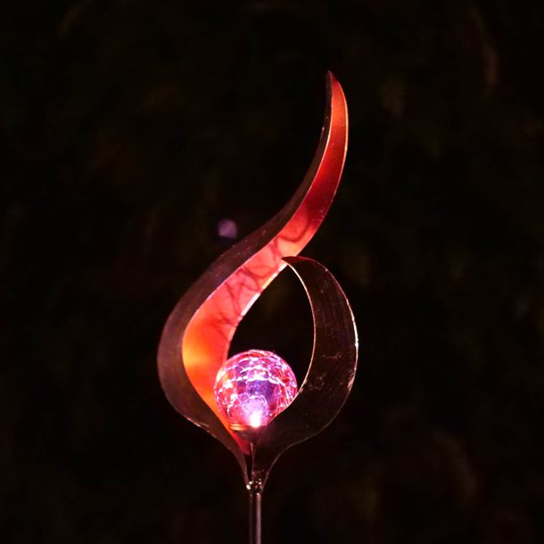 Dekorativ skulpturel solcellelampe - Rød Svane VINTAGE-10EZ
